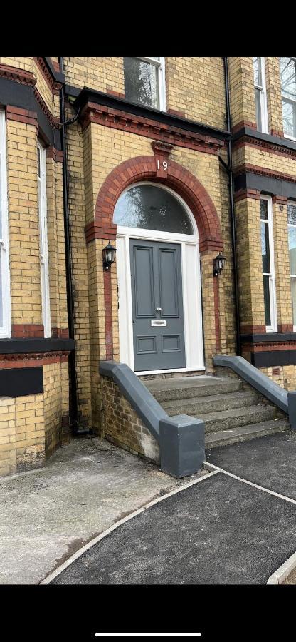 Апартаменти No 5 - Large 1 Bed Near Sefton Park And Lark Lane Ліверпуль Екстер'єр фото
